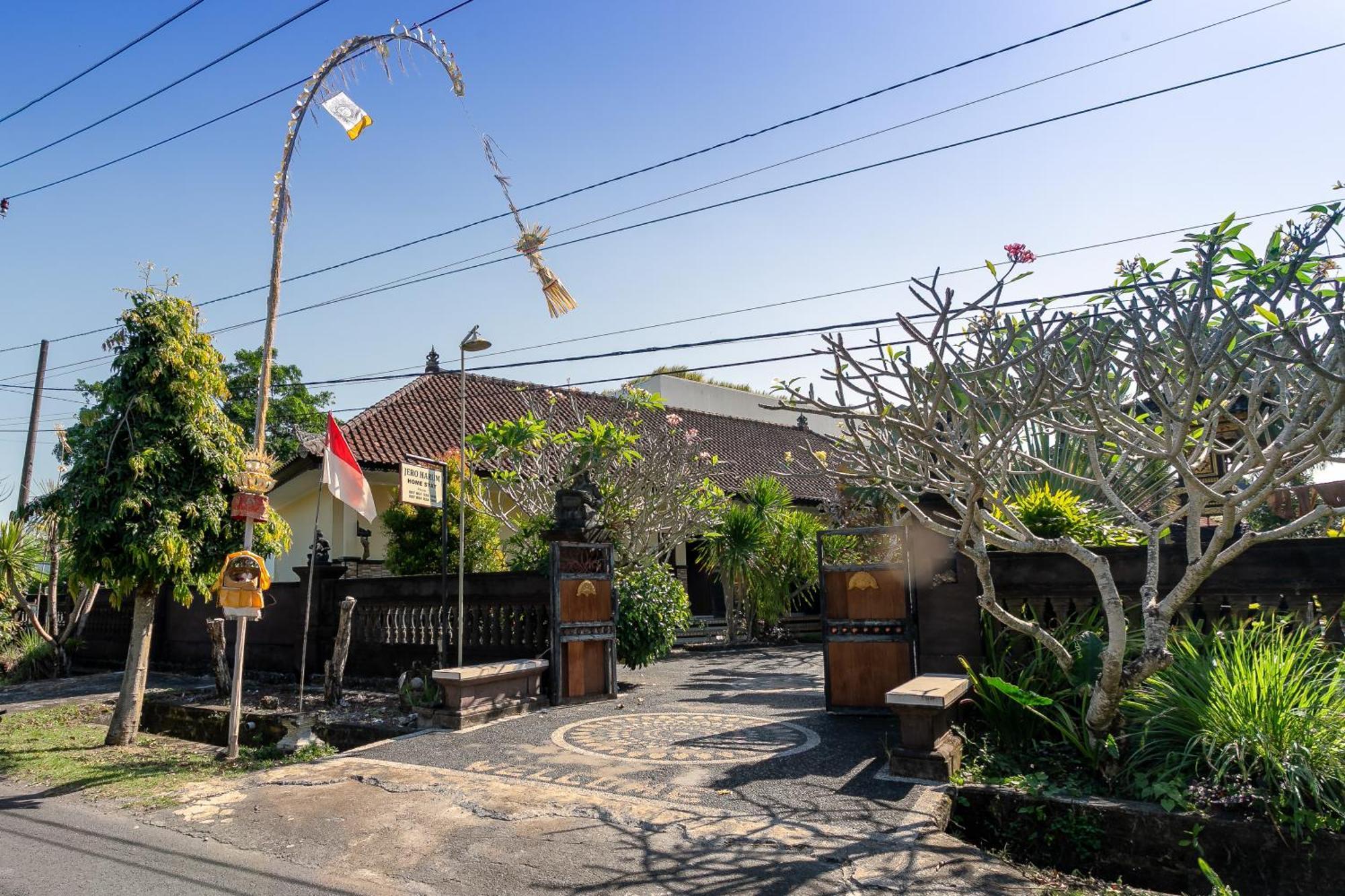 Jero Harum Homestay Krambitan Exterior foto